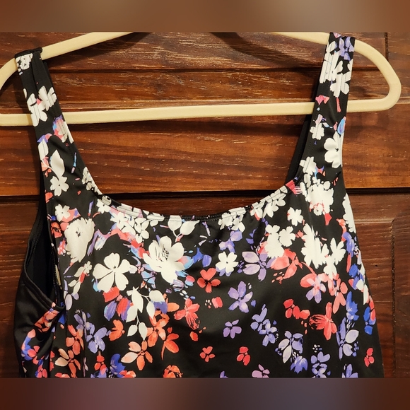 SWIMSUITS FOR ALL Floral Black One-Piece Tank Style Swimsuit - Plus Size 26 NWT - Picture 6 of 13